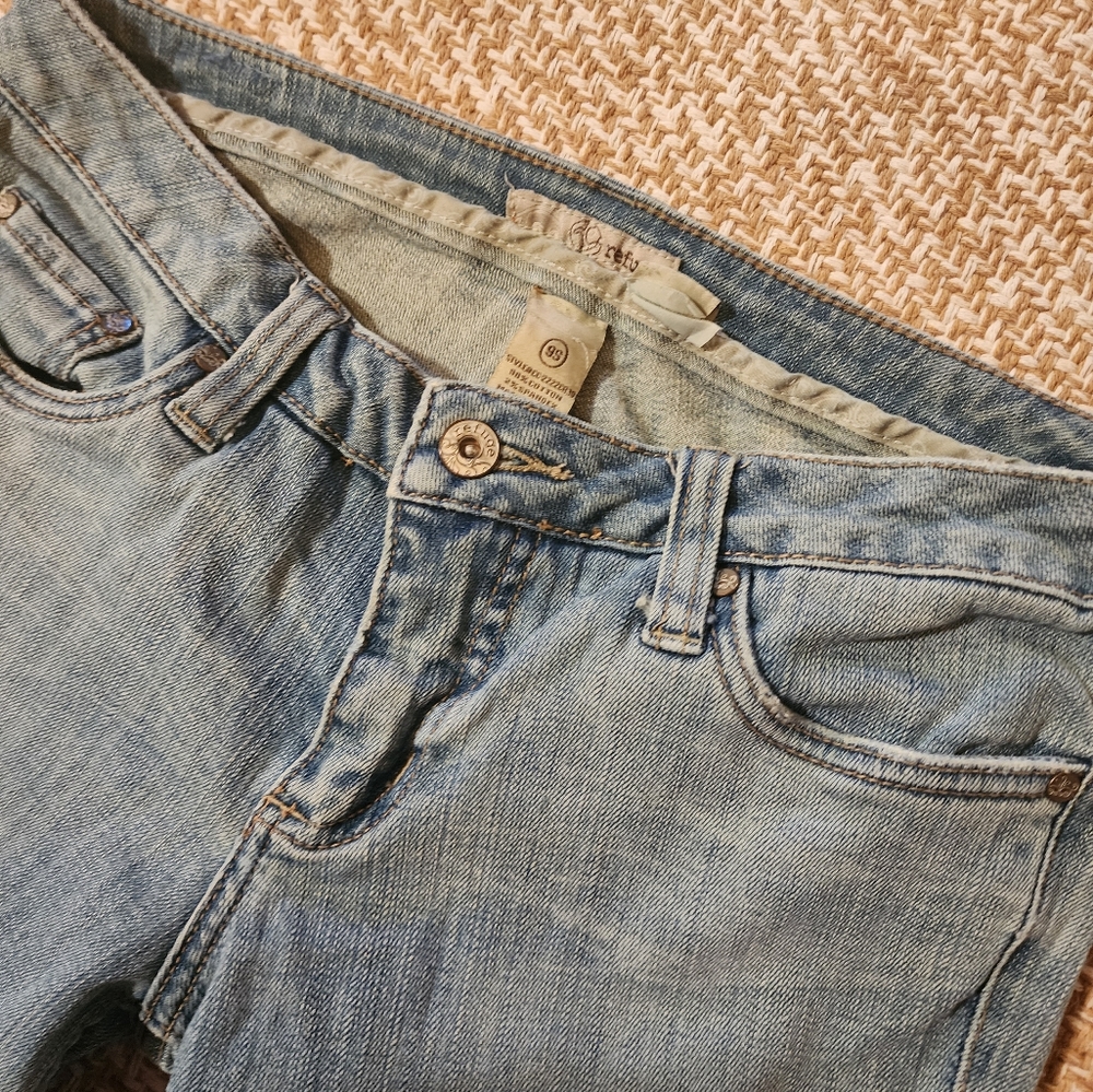 Women's Jeans